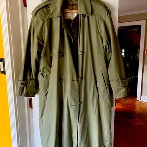London Fog - vintage Towne overcoat